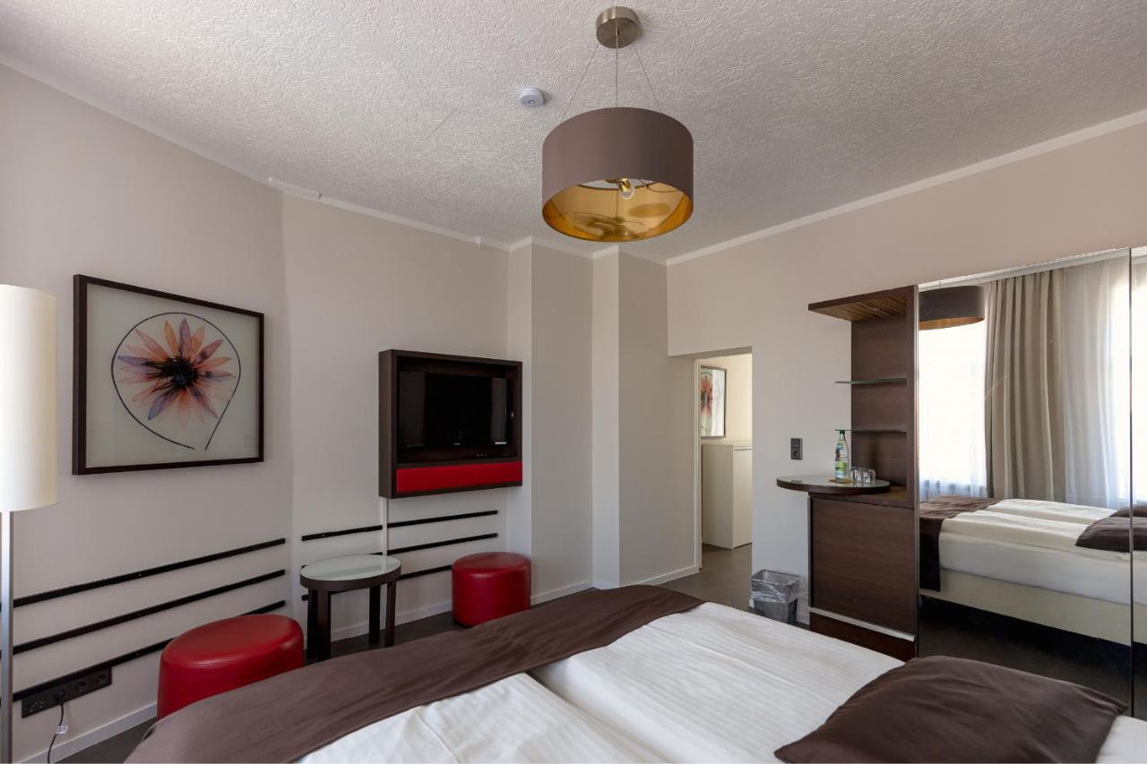 Hotel Garni " Am Domplatz" Erfurt Eksteriør billede
