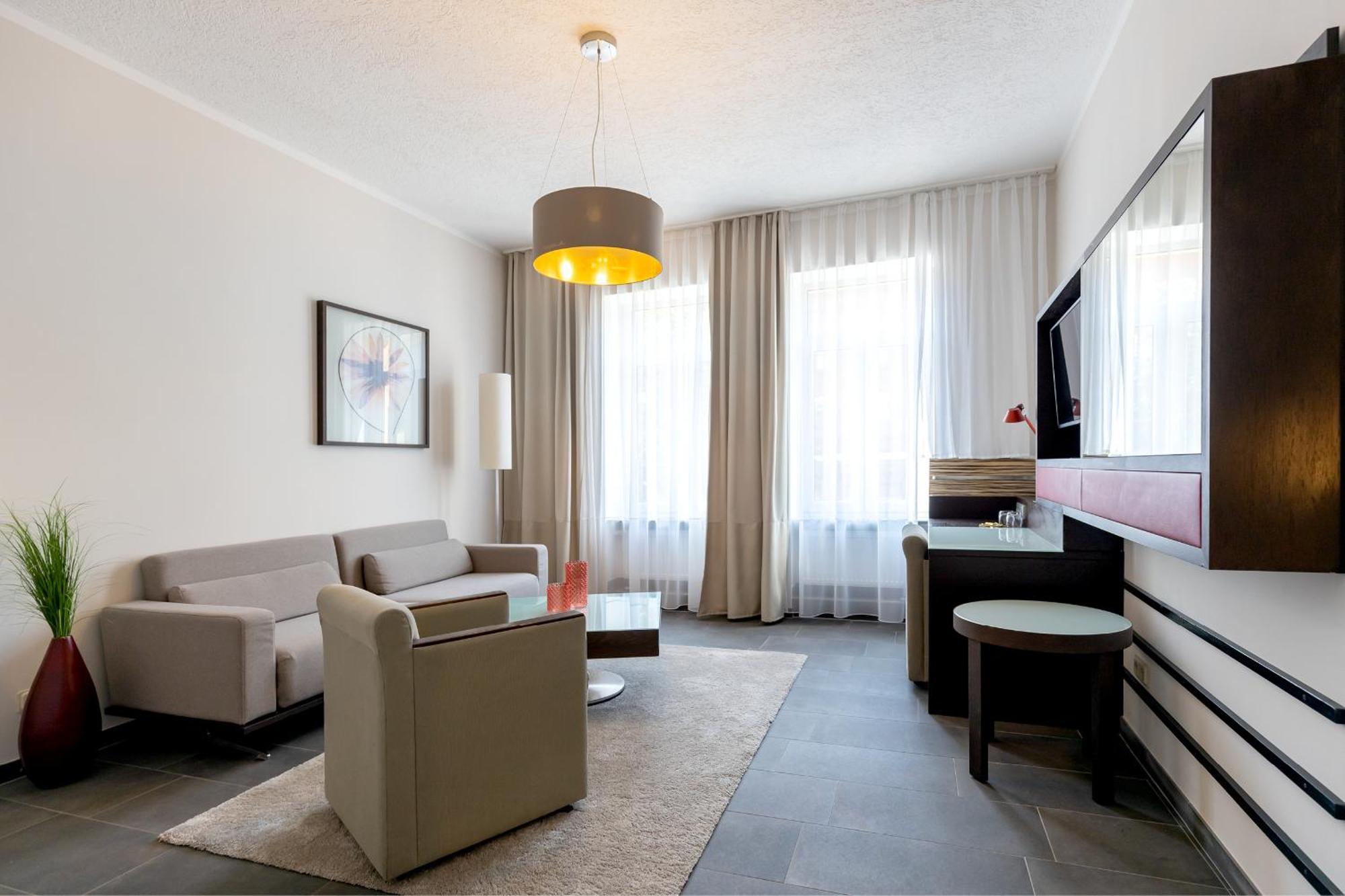 Hotel Garni " Am Domplatz" Erfurt Eksteriør billede